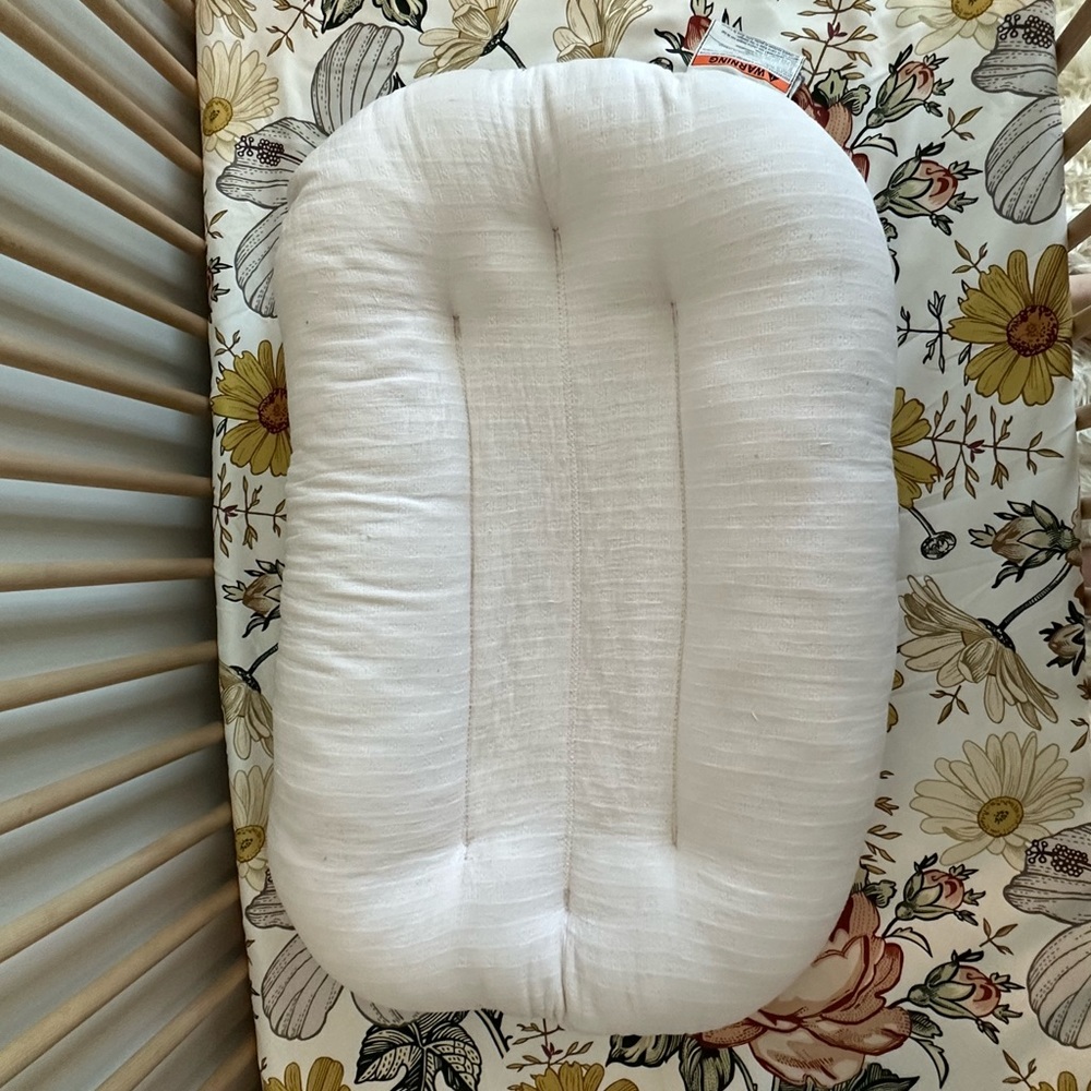Heirloom Dhalia infant Snuffle Me